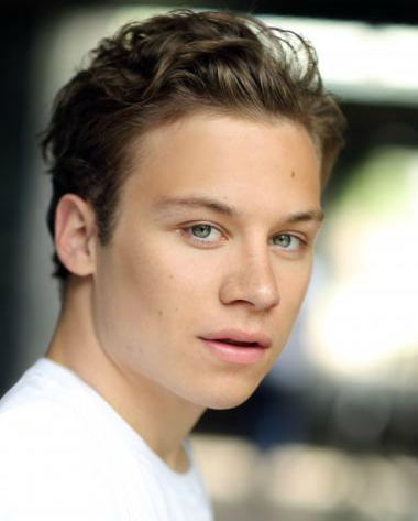 Finn Cole